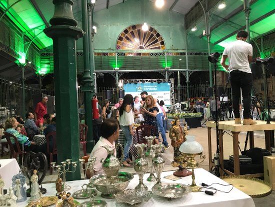 Mercado dos Pinhões